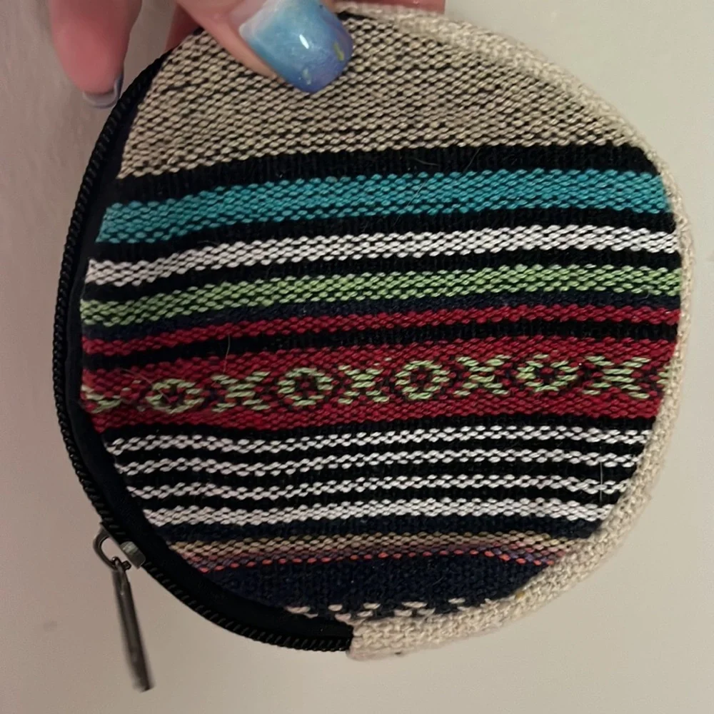 Napal Himalayan Hemp free coin purse. NWT by Rising International